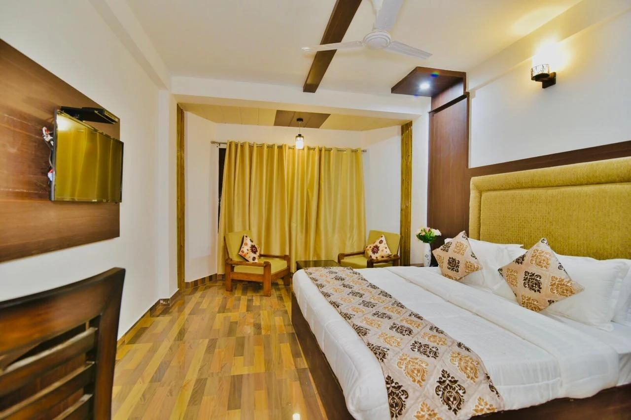 DLS Kapoor Resort x Solis Nature