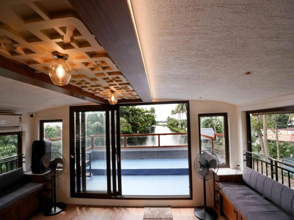 Ultra Luxury House Boat Alleppey By LexStays x Solis Nature