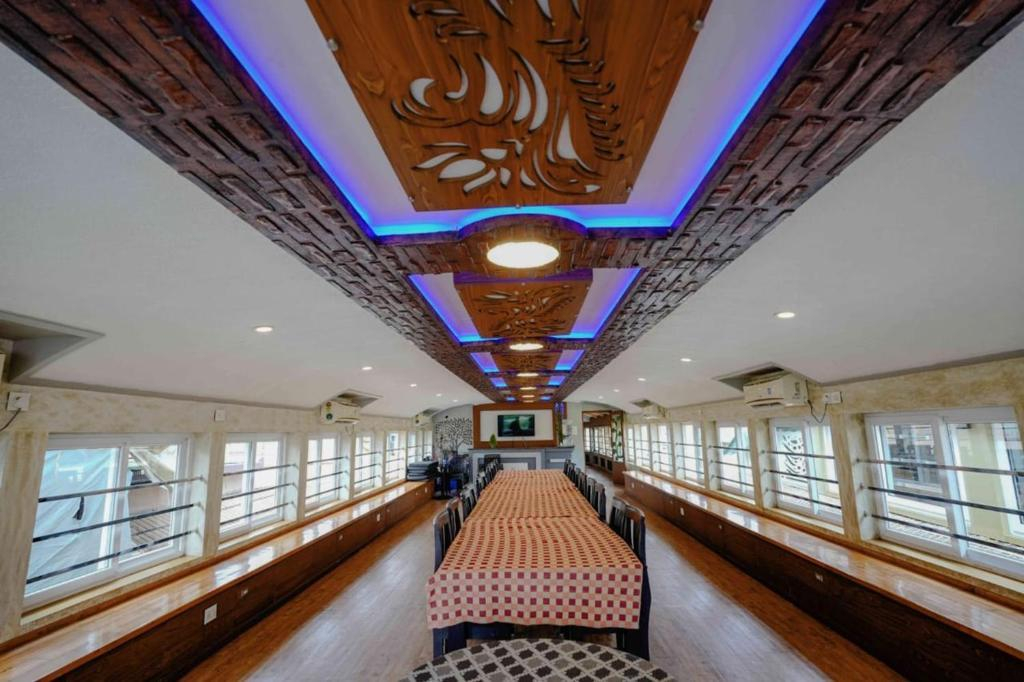 Ultra Luxury House Boat Alleppey By LexStays x Solis Nature