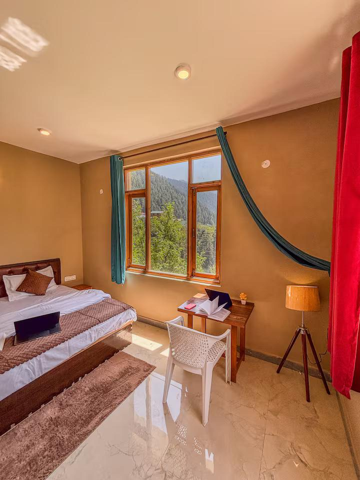 Luxury Wooden Chalet 3 in Manali Jagatsukh x Solis Nature