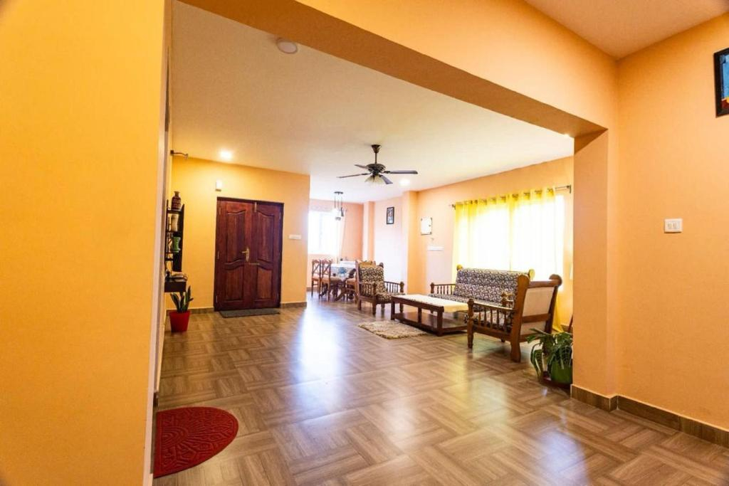 Moonlight Chillers By LexStays | Executive Room x Solis Nature