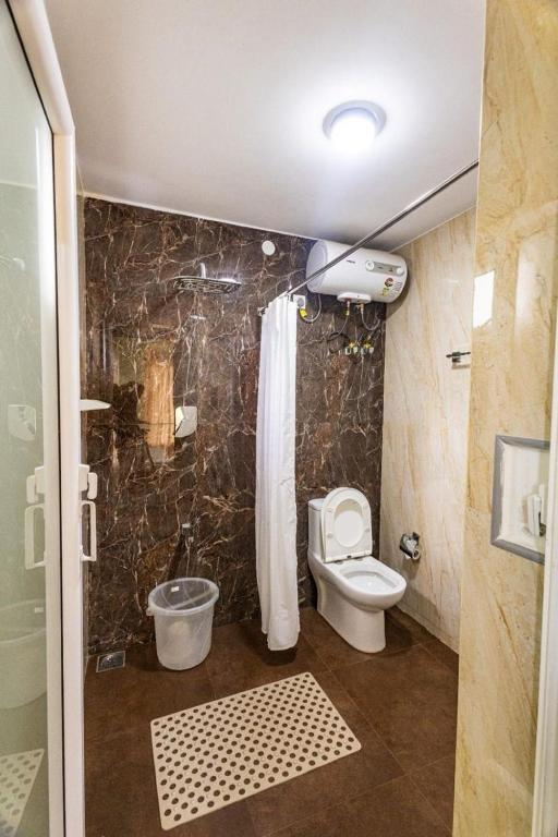 Moonlight Chillers By LexStays | Suite Room x Solis Nature