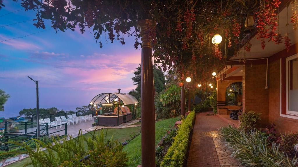 De Rock Jungle Living Resort -Plain View Room x Solis Nature