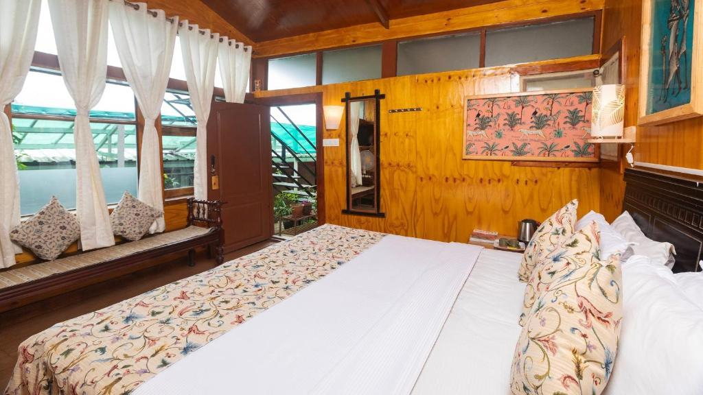 Bison Cottage -    by De Rock Jungle Living Resort x Solis Nature