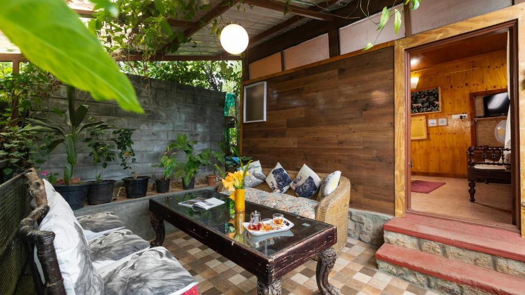 Bison Cottage -    by De Rock Jungle Living Resort x Solis Nature