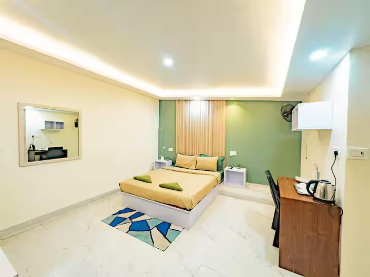 Papa’s house 5bhk 1.5km from the beach by CQ x Solis Nature