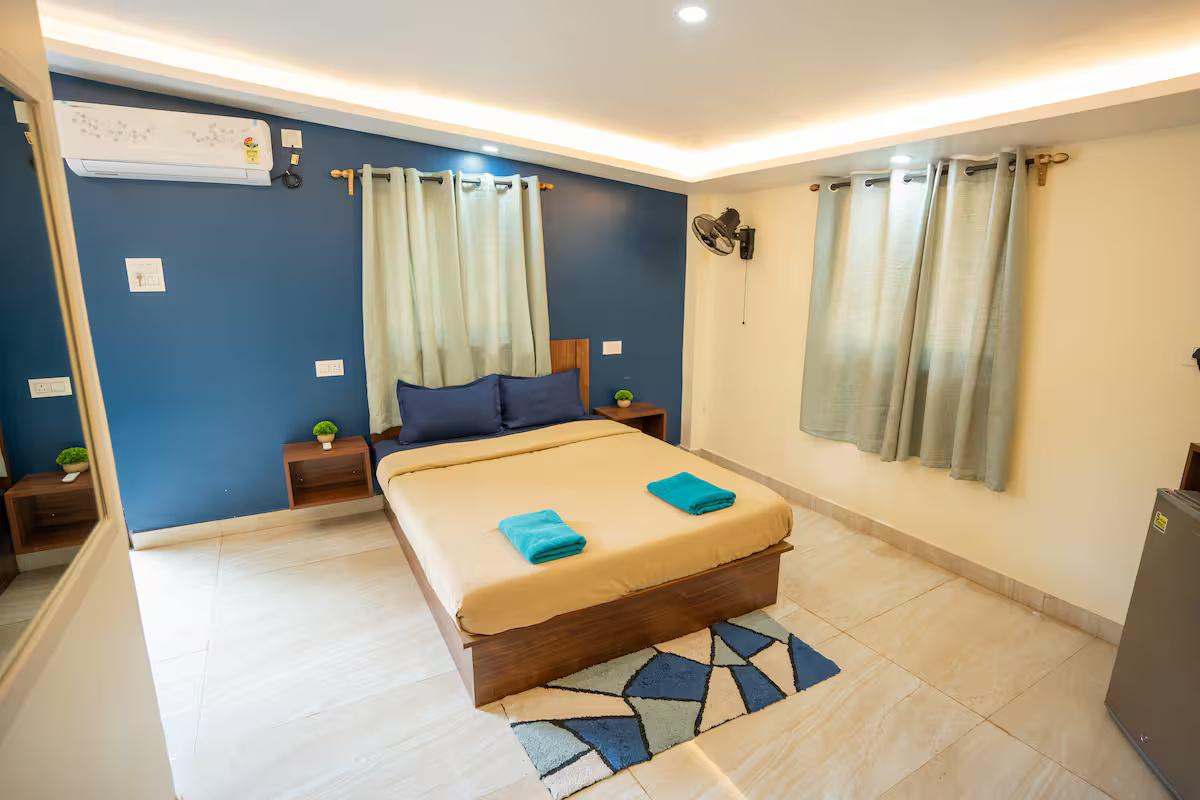 Papa’s house 5bhk 1.5km from the beach by CQ x Solis Nature