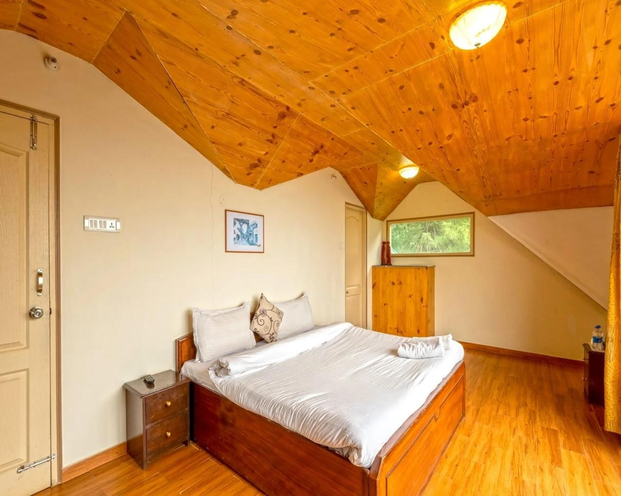 DLS SUNSTONE VILLA, MASHOBRA, SHIMLA x Solis Nature