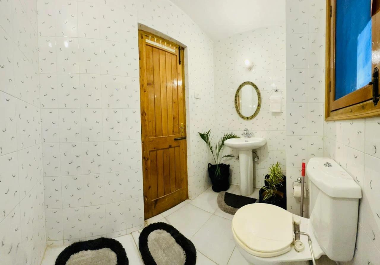 DLS MOONSTONE VILLA, MASHOBRA, SHIMLA x Solis Nature