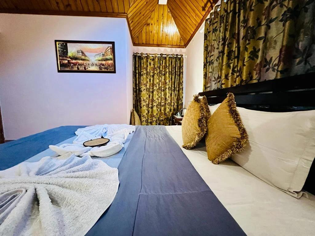 DLS MOONSTONE VILLA, MASHOBRA, SHIMLA x Solis Nature