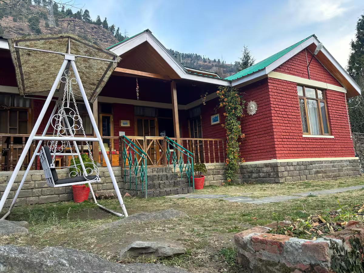1 Himalayan Apple Orchard | Cozy Stay in Orchards x Solis Nature