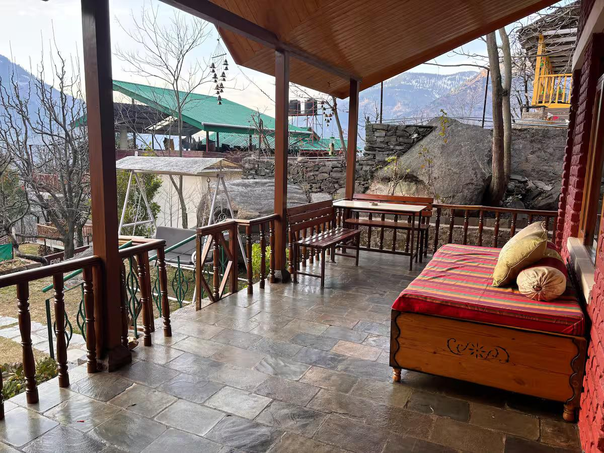 1 Himalayan Apple Orchard | Cozy Stay in Orchards x Solis Nature