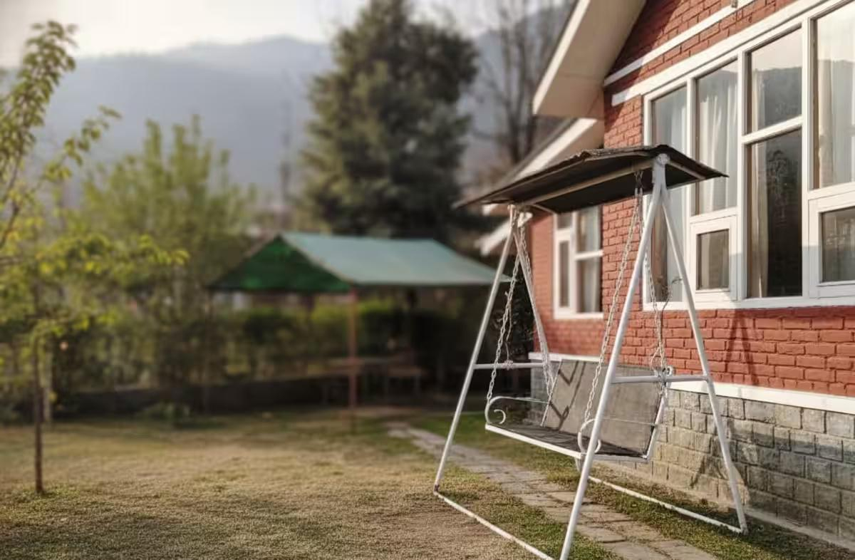 2 Himalayan Glory | Cozy Orchard Stay x Solis Nature