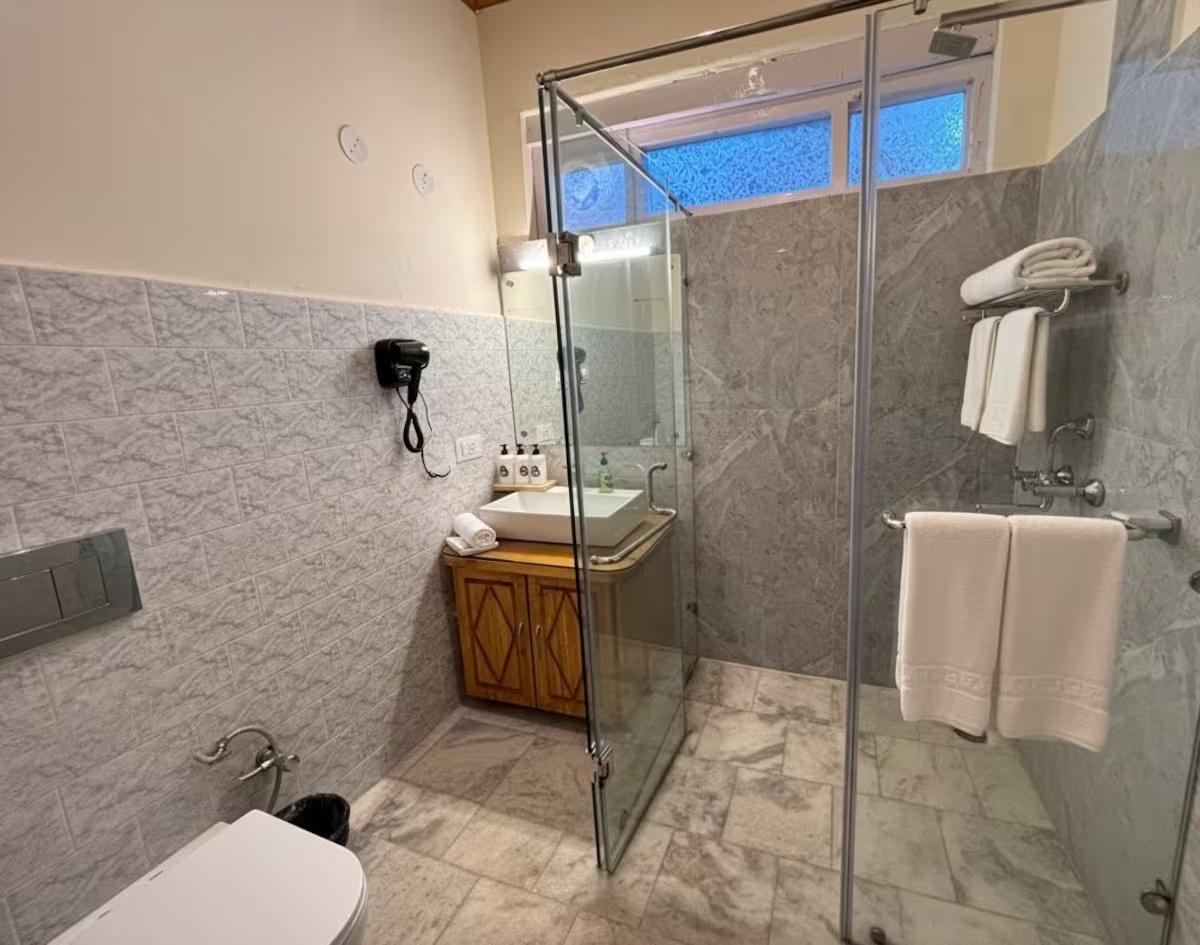 2 Himalayan Glory | Cozy Orchard Stay x Solis Nature