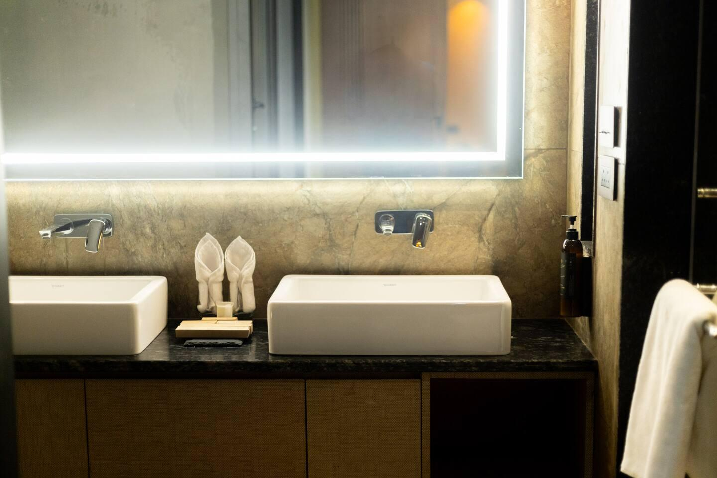 Yutori Stay , Not a farm Not a Hotel. But Better. x Solis Nature