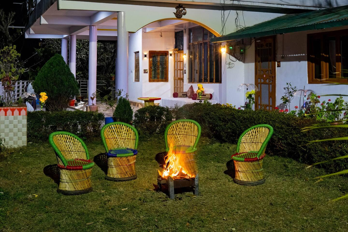 Nature's Vibe Homestay Kainchi Dham-Hillside Home x Solis Nature