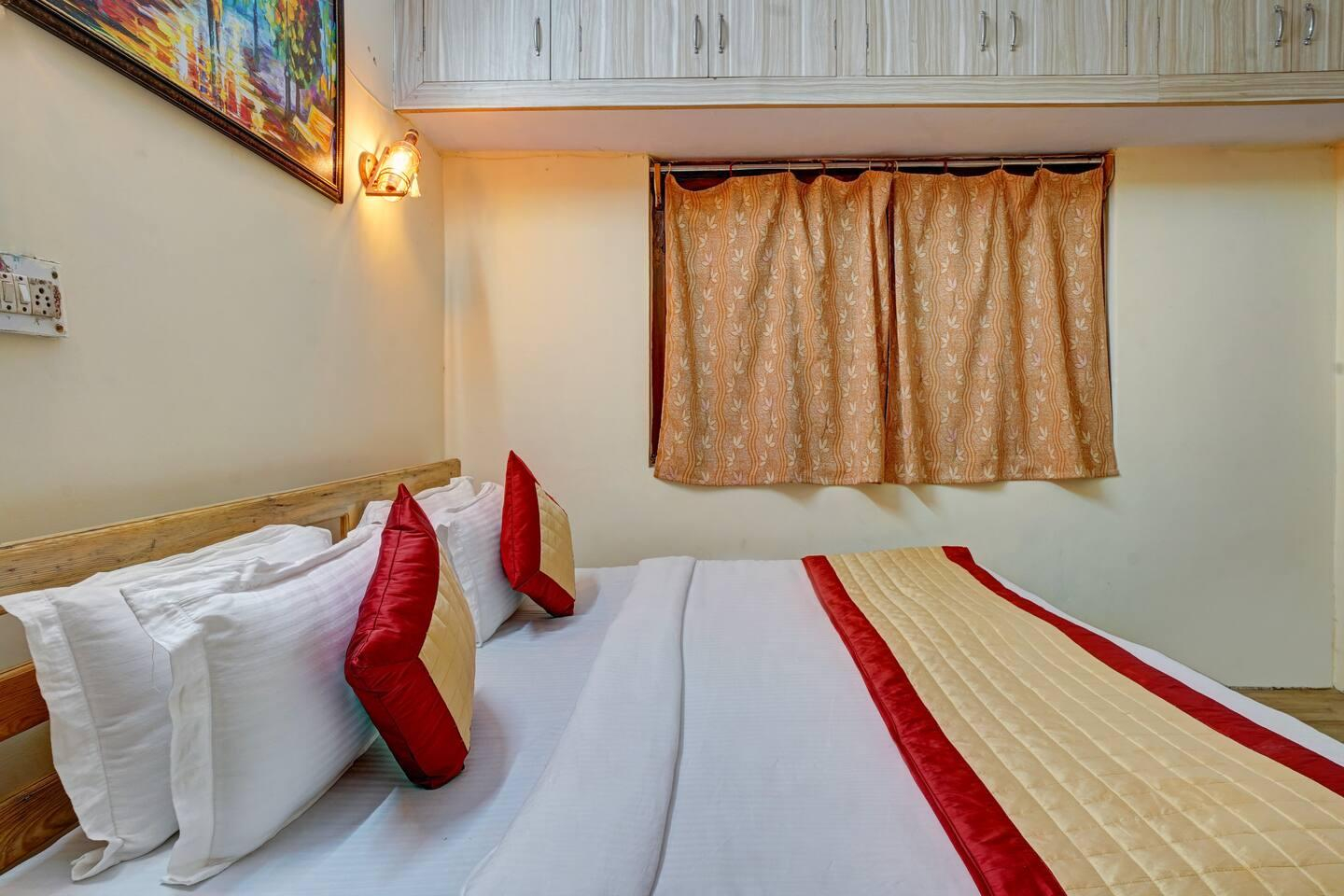 Nature's Vibe Homestay Kainchi Dham-Hillside Home x Solis Nature