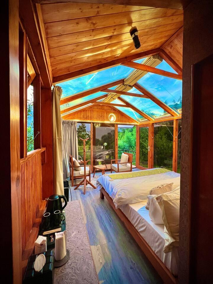 Dreamy Wood n Glass Cabin with Cafe in Forest x Solis Nature