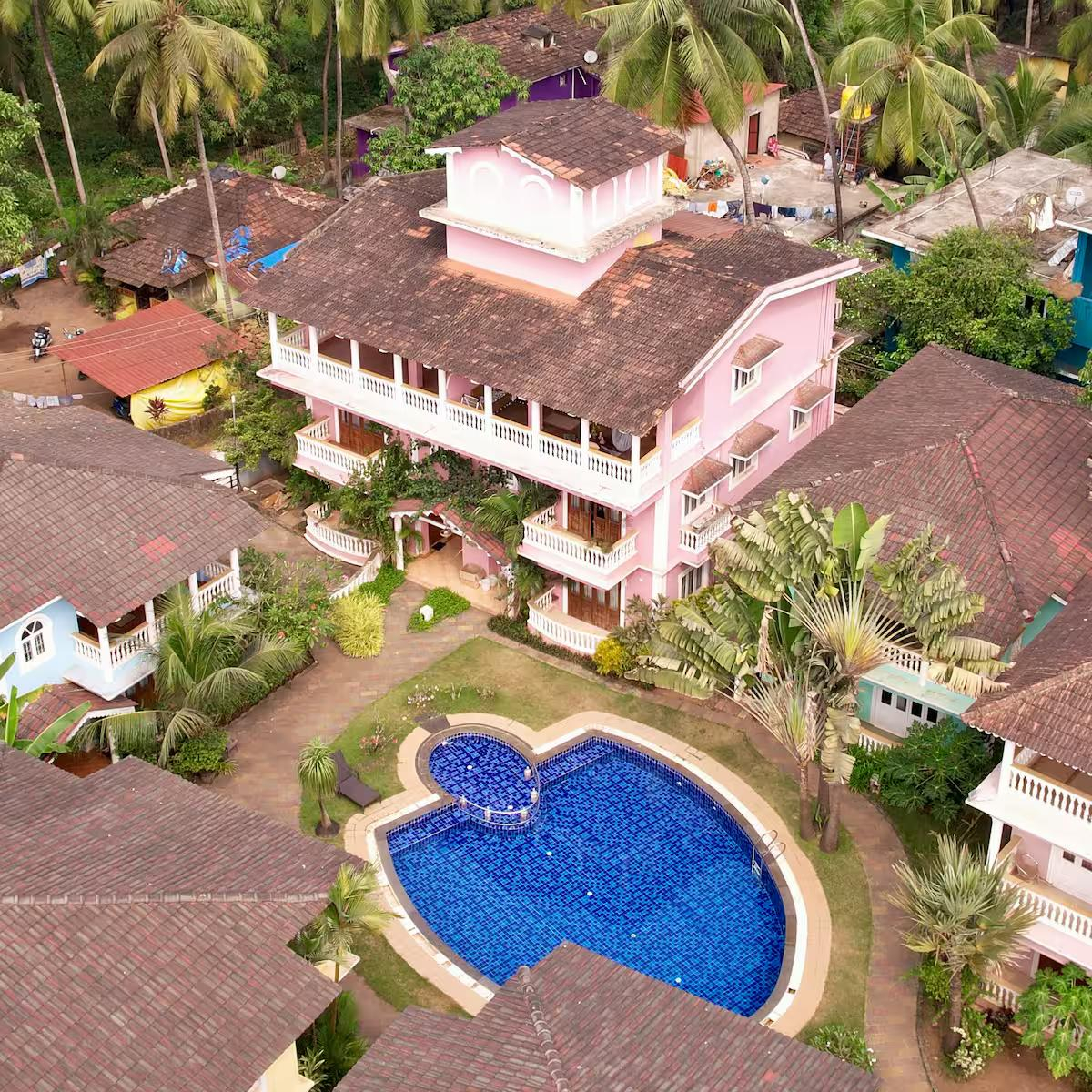 2bhk w/ pool + Kitchen | 8 mins from beach x Solis Nature