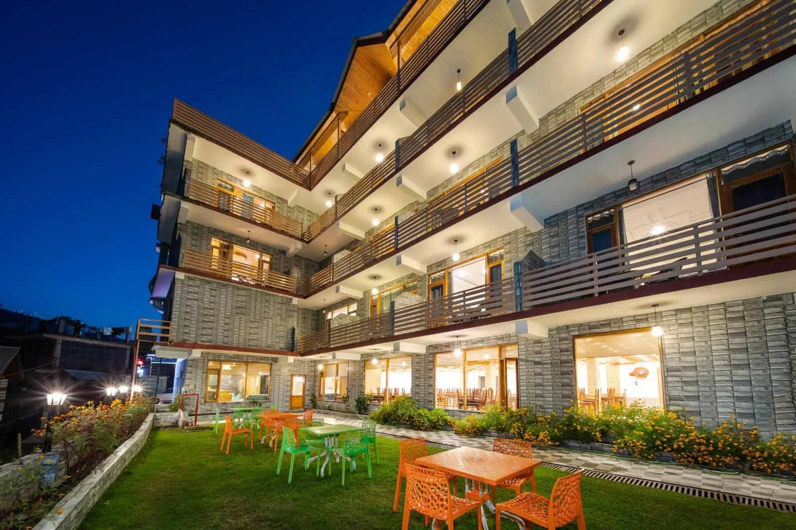 Snow Town Resort x Solis Nature