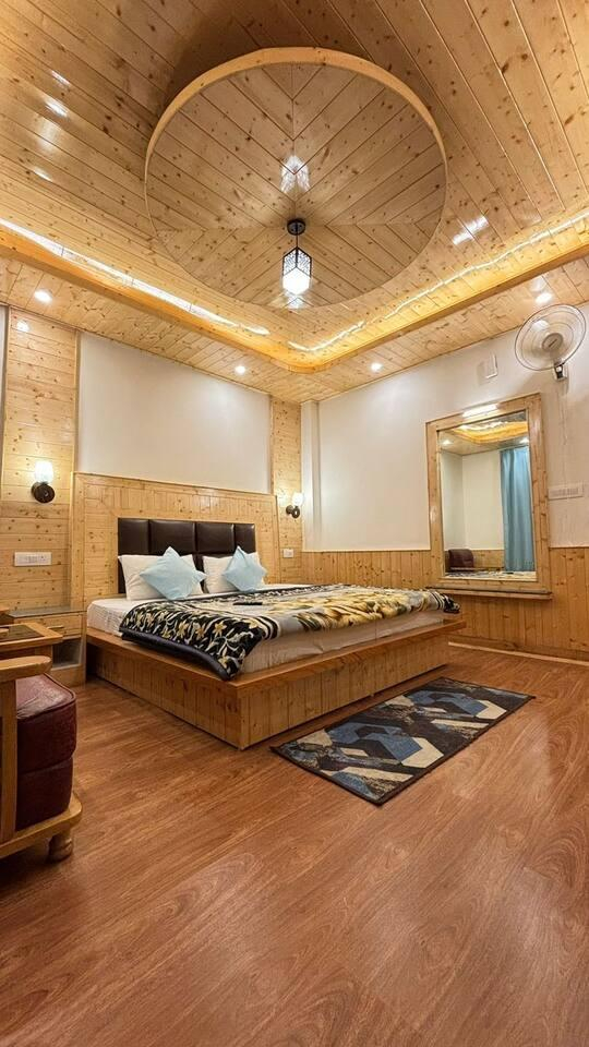 5bhk My-lo Cottage by Geeta Villas x Solis Nature