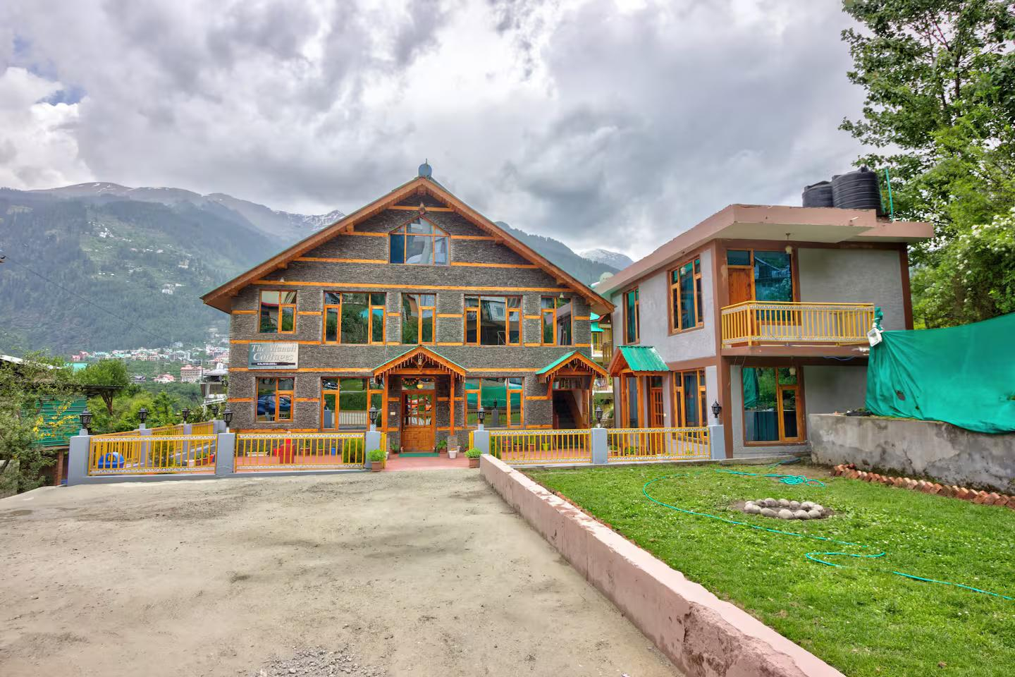 3 bhk manali cottage by Geeta Villas x Solis Nature