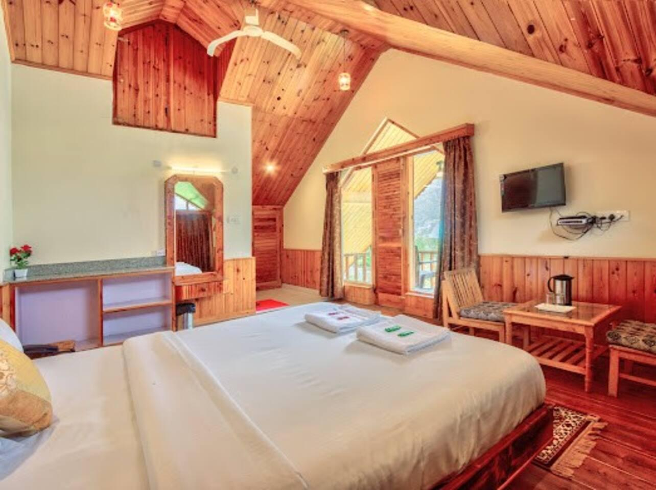 3 bhk manali cottage by Geeta Villas x Solis Nature