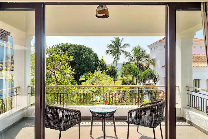 Sol 4 BR Pvt Pool Villa x Solis Nature