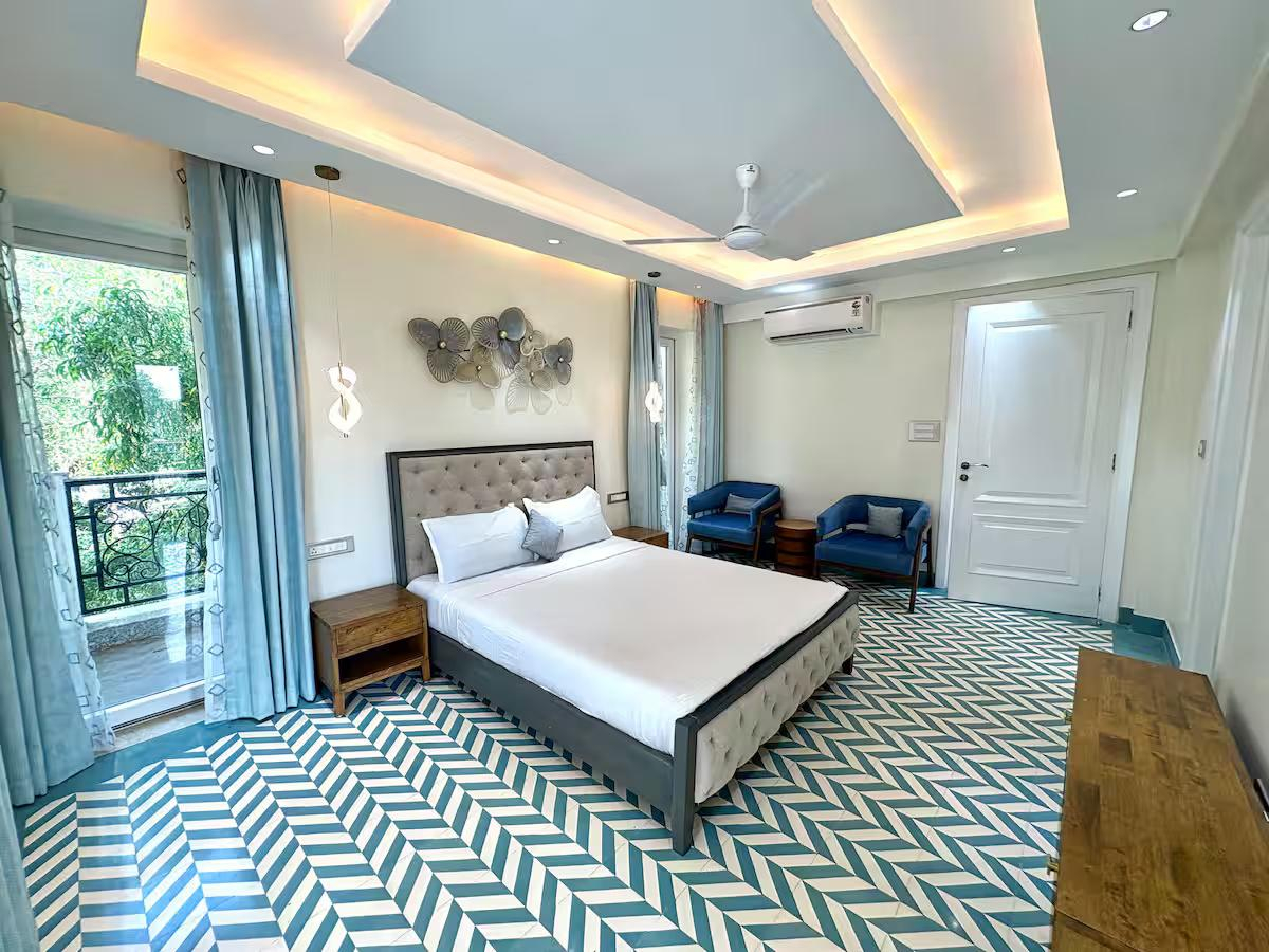 Elegant 3BHK Private Pool Villa | Premium Parra x Solis Nature