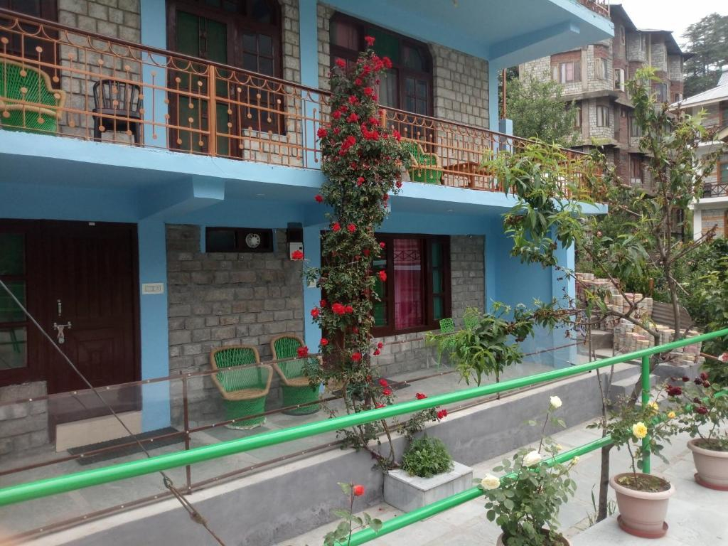Guruchhaya hotel and cottages x Solis Nature