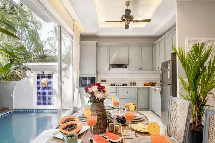 Aqua - Luxury Private Pool Villa near Calangute x Solis Nature