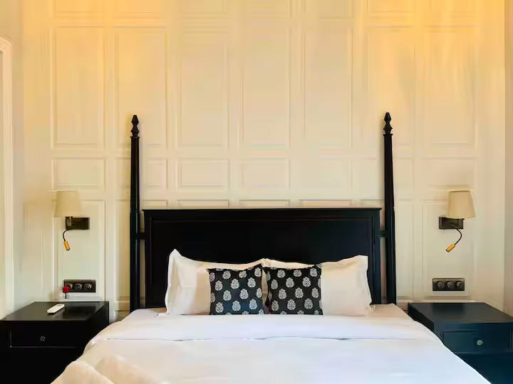 Aqua - Luxury Private Pool Villa near Calangute x Solis Nature