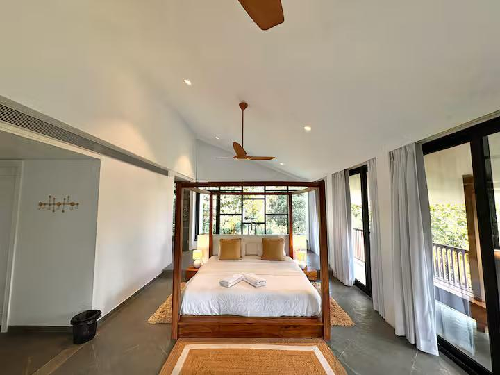 Vida Aldona Villa - 4BHK Aldona x Solis Nature