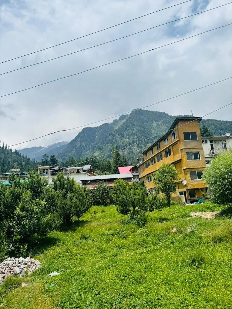 Asha Cottage x Solis Nature