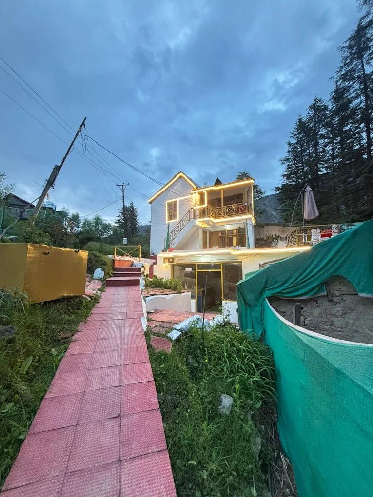 Asha Cottage x Solis Nature