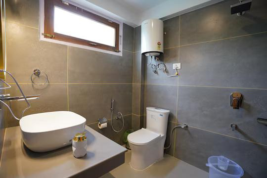 Uncle Nomad x Solis Nature