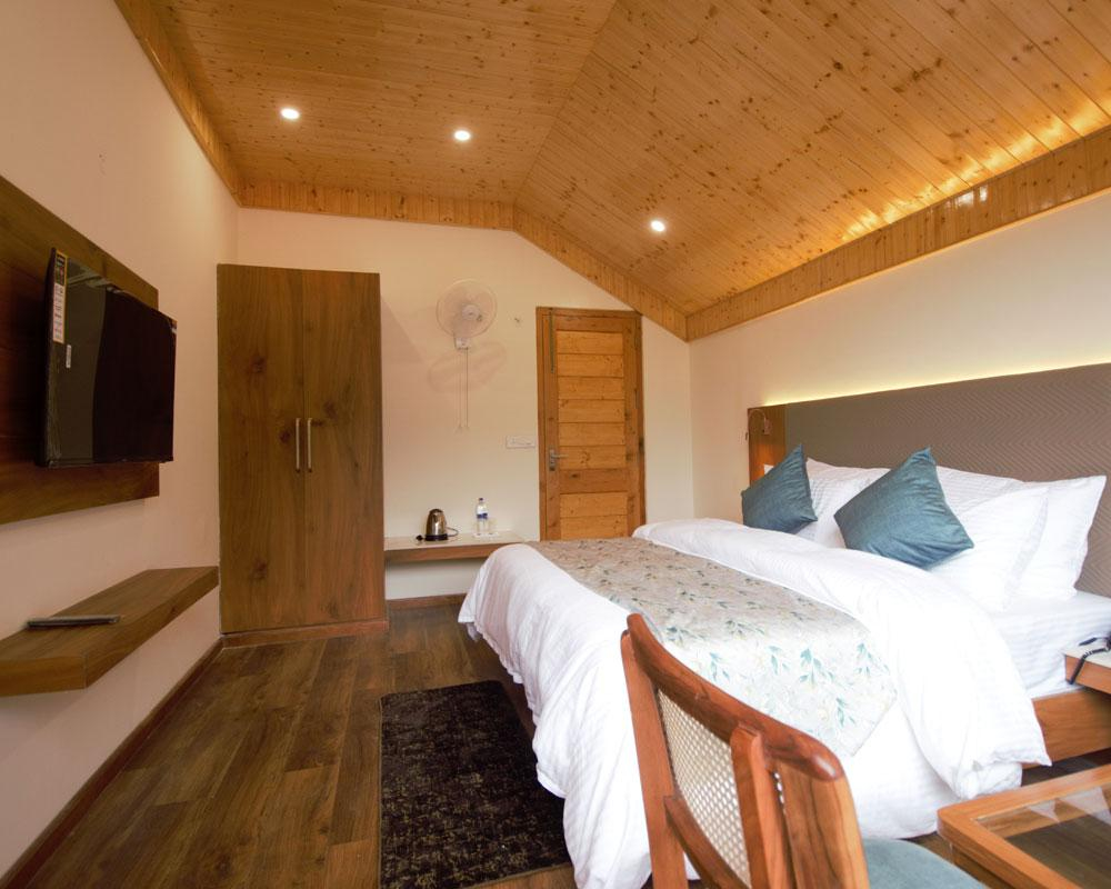 The Alpine Escape, Manali x Solis Nature