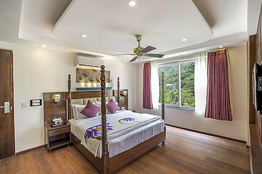 DLS Hotels on the Ganges x Solis Nature