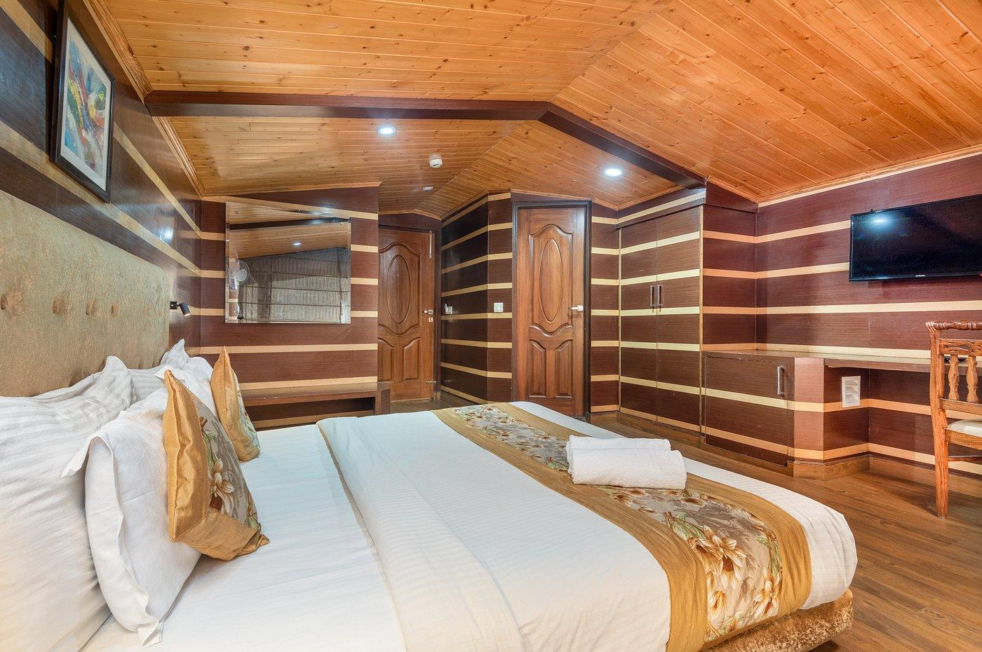 DLS Hotels The Rock Castle x Solis Nature