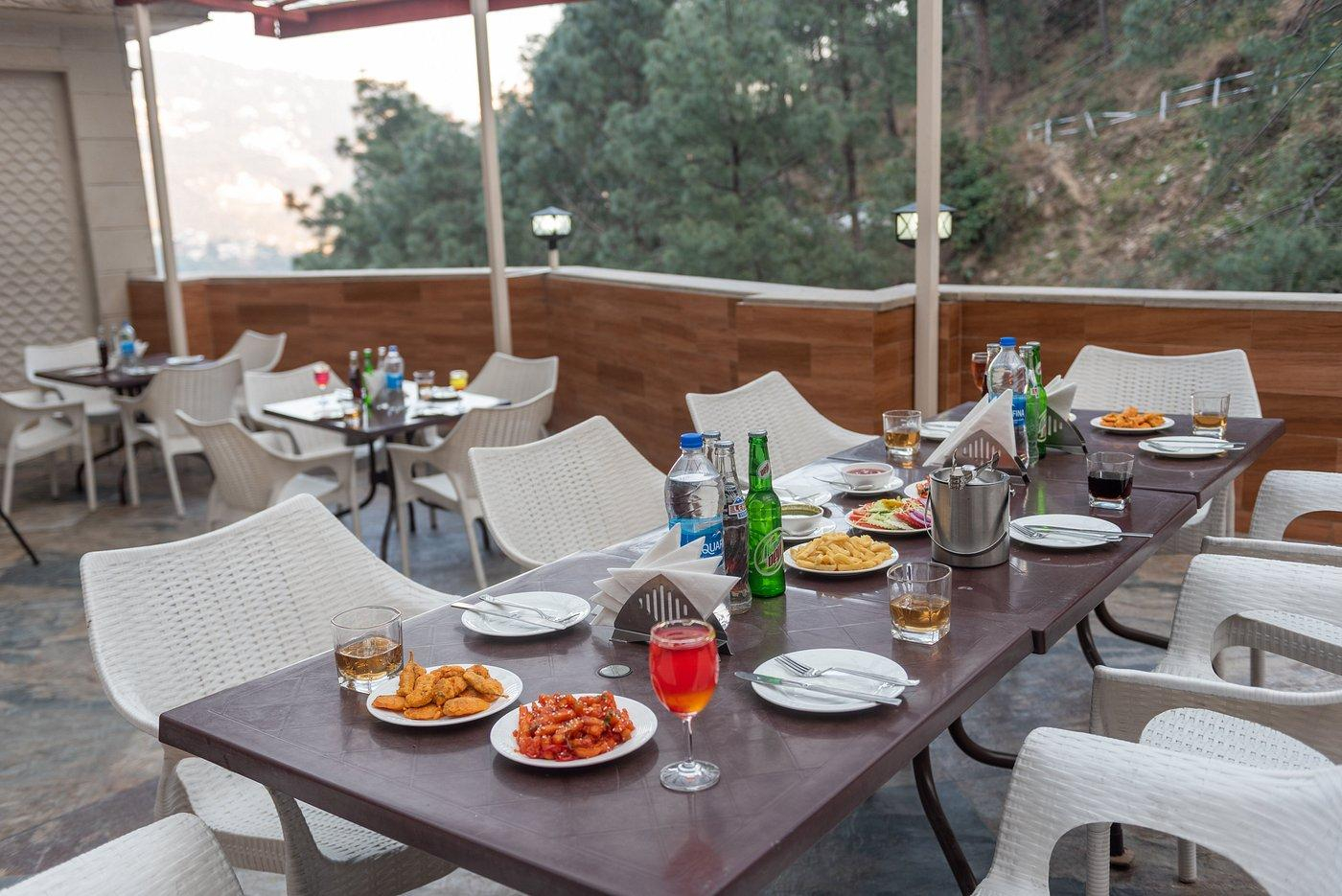 DLS Hotels The Rock Castle x Solis Nature