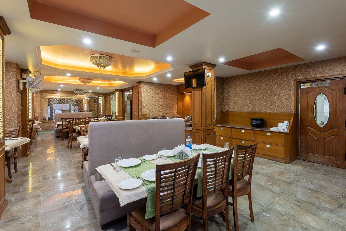 DLS Hotels The Rock Castle x Solis Nature