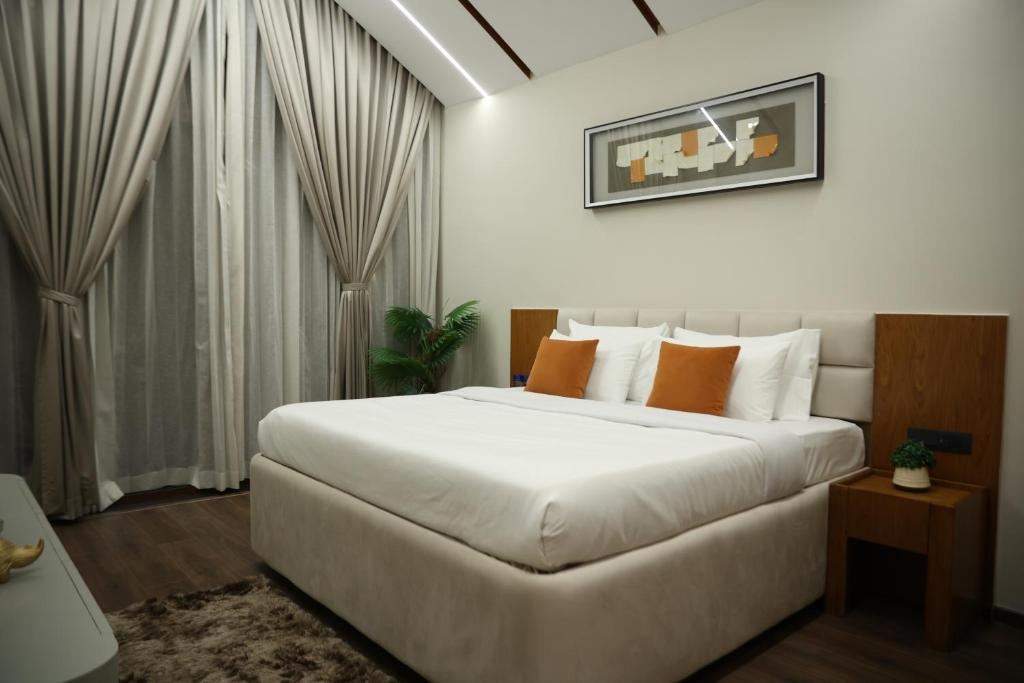 Hills and Heart Luxury stay x Solis Nature