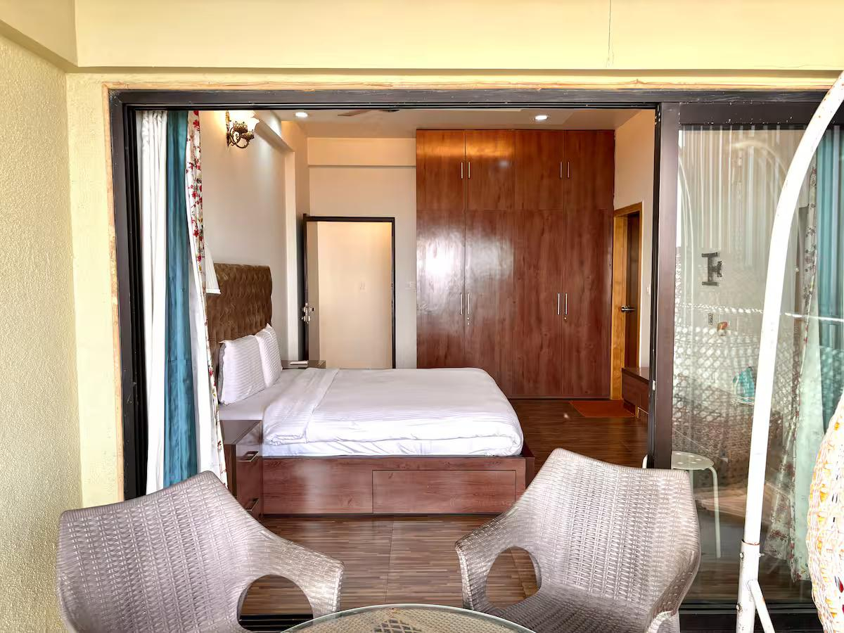 Anantam - C401 x Solis Nature