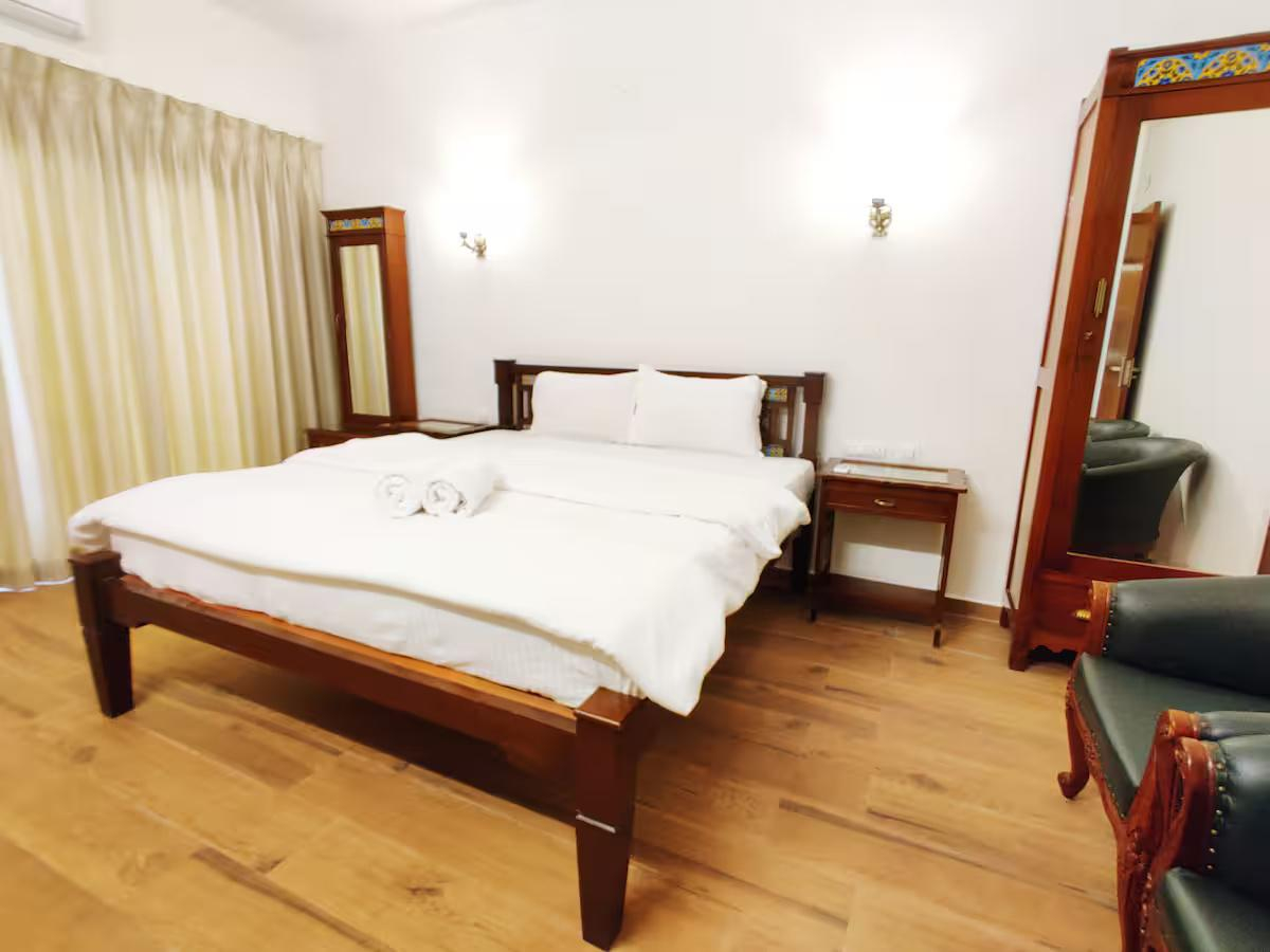 Anantam - B302 x Solis Nature