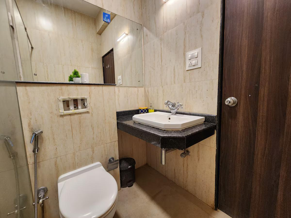 Anantam - B302 x Solis Nature