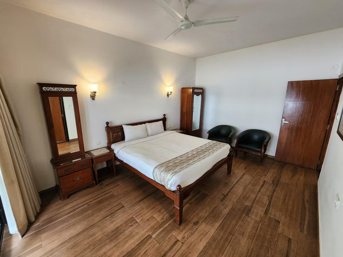 Anantam - B302 x Solis Nature