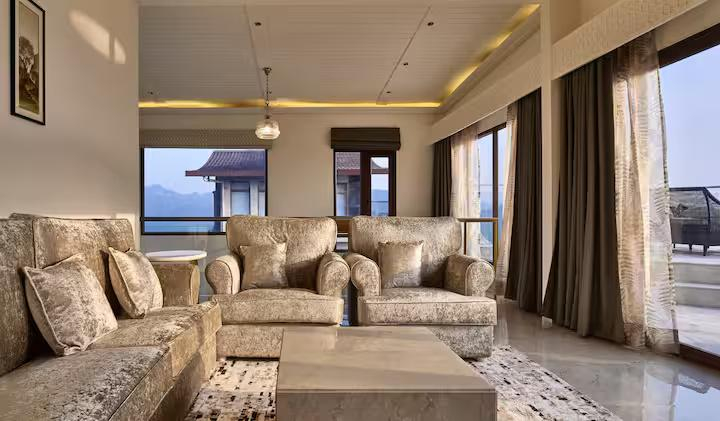 Auramah Valley Shimla 4bhk x Solis Nature