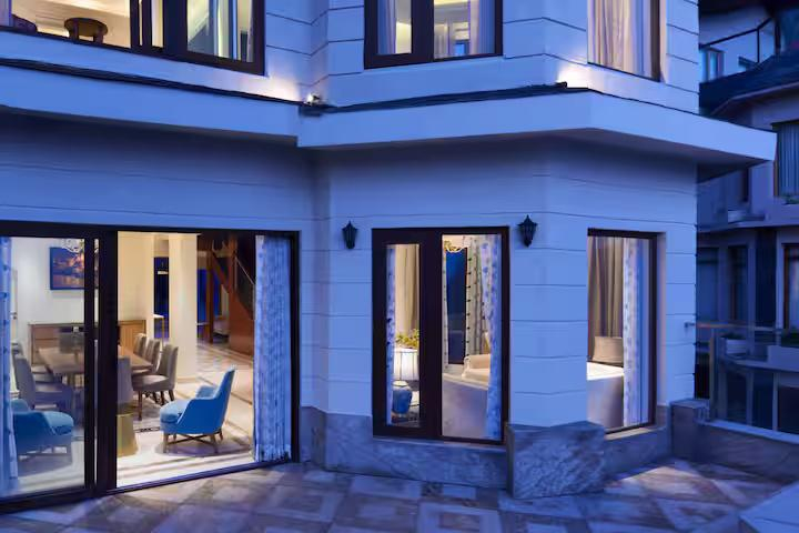 Auramah Valley Shimla 4bhk x Solis Nature