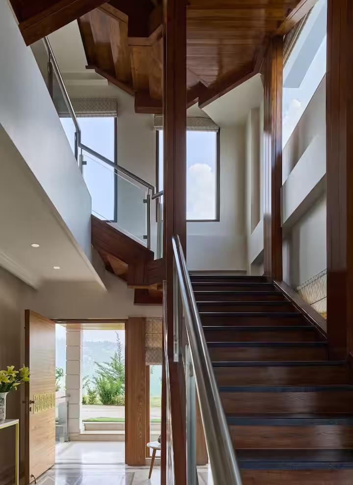 Auramah Valley Shimla 3bhk x Solis Nature