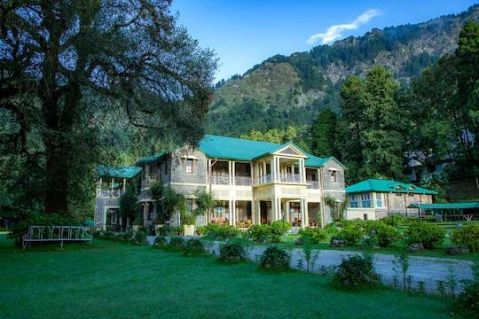 Balrampur House Heritage Hotels in Nainital x Solis Nature